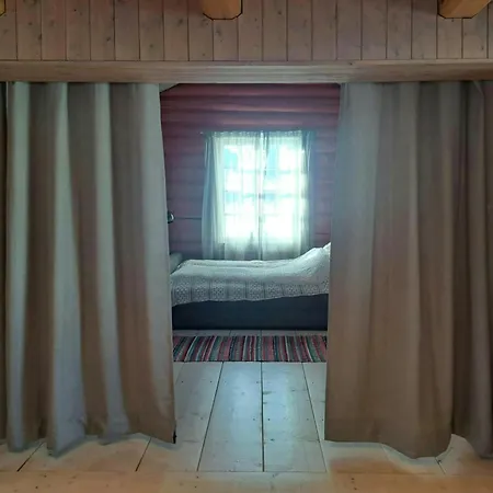 Unique Gem From 1920 With Murals In Holiday home *